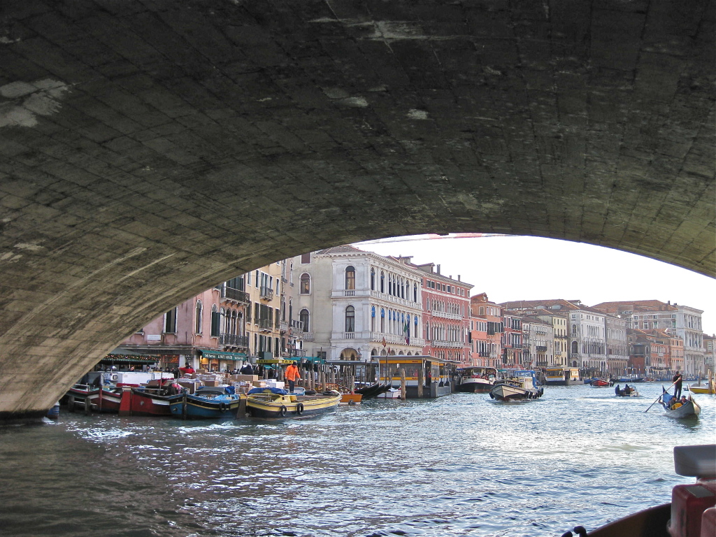 Sotto il Ponte Rialto